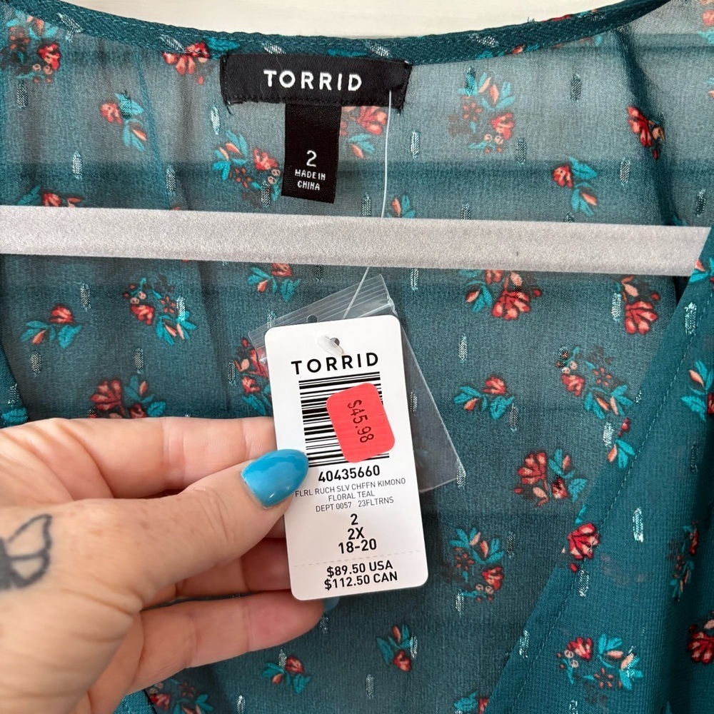 NWT Torrid Chiffon Ruched Sleeve Kimono size 2X - Picture 4 of 5